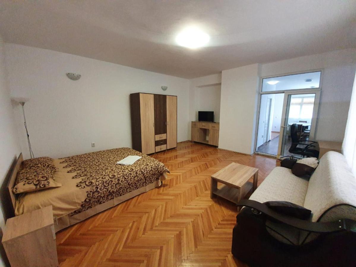 Studio Apartments Alba Iulia Exterior photo