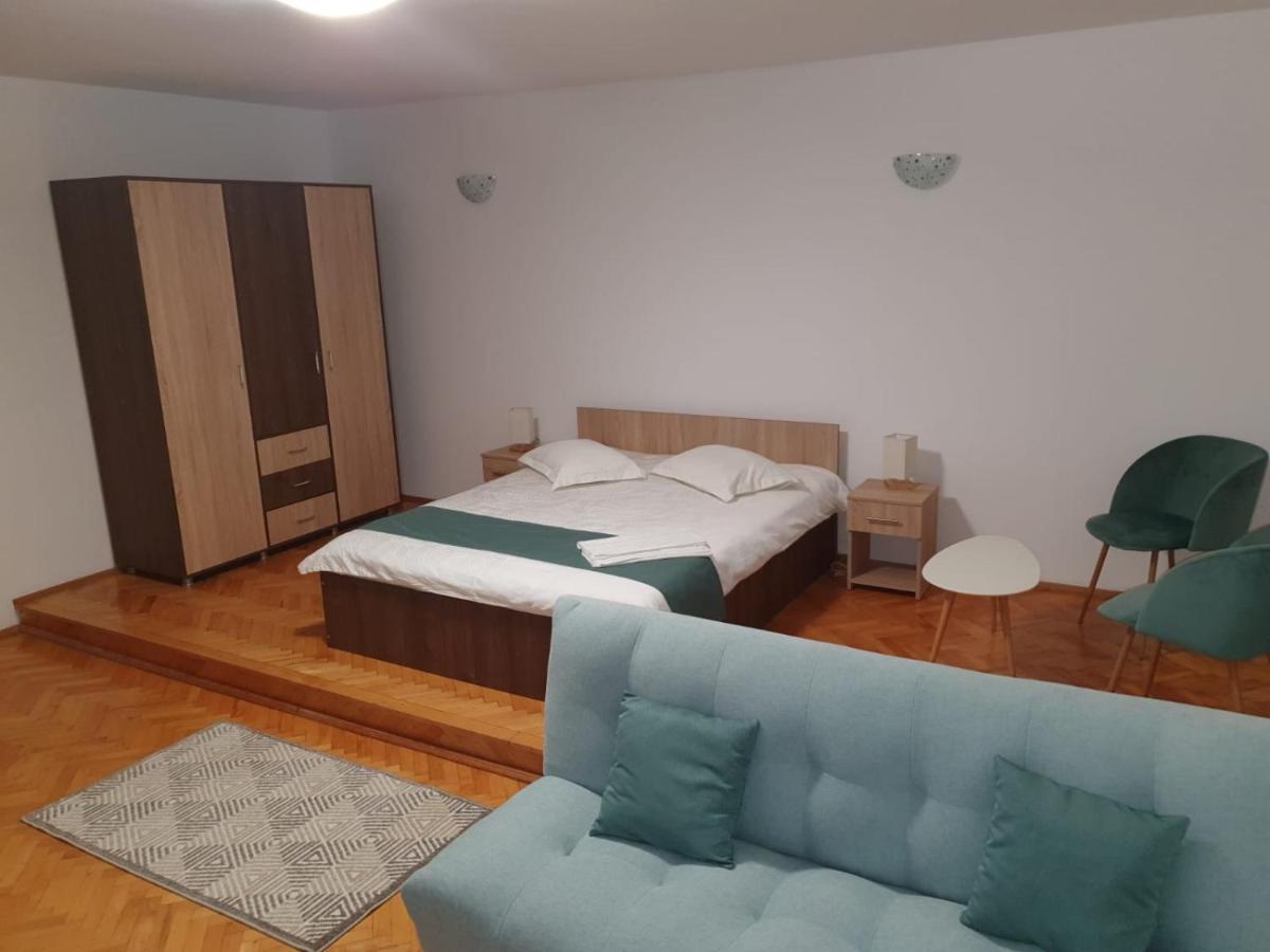 Studio Apartments Alba Iulia Exterior photo