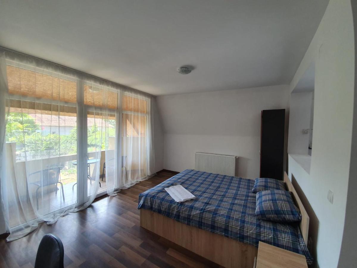 Studio Apartments Alba Iulia Exterior photo
