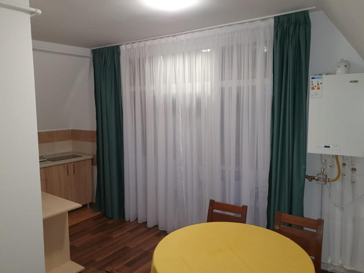 Studio Apartments Alba Iulia Exterior photo