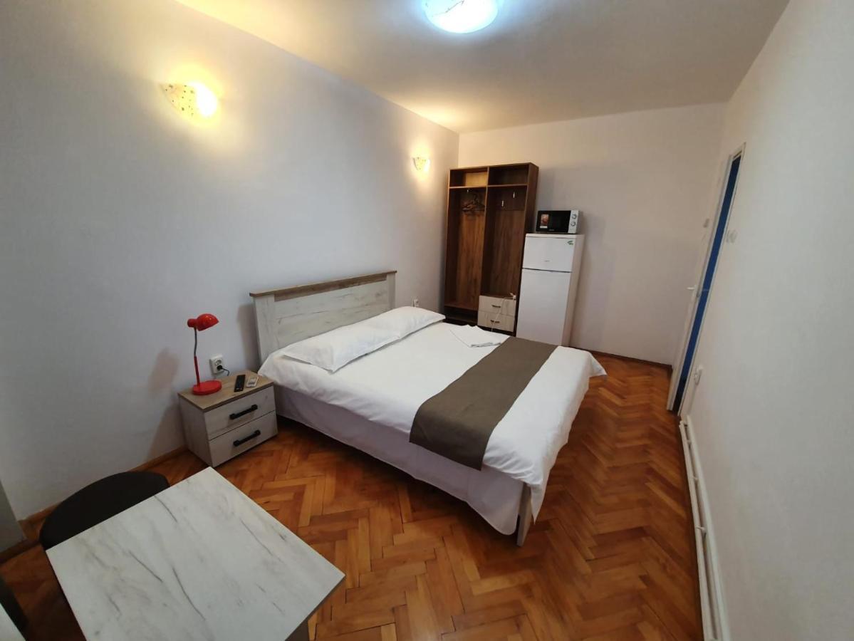 Studio Apartments Alba Iulia Exterior photo